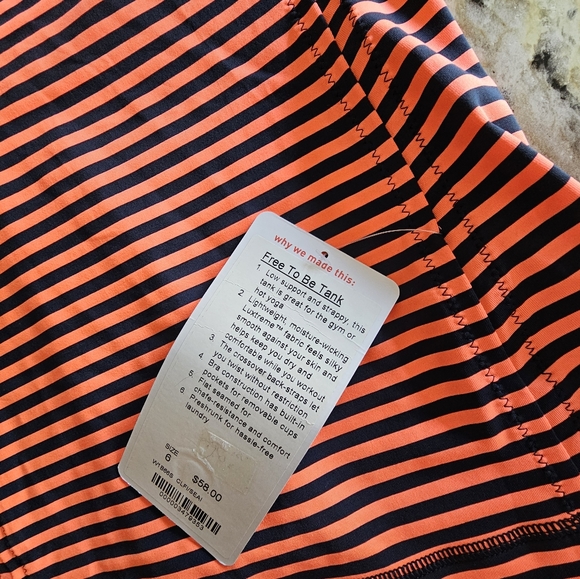 Lululemon Free To Be Tank - NWT! - Picture 2 of 8
